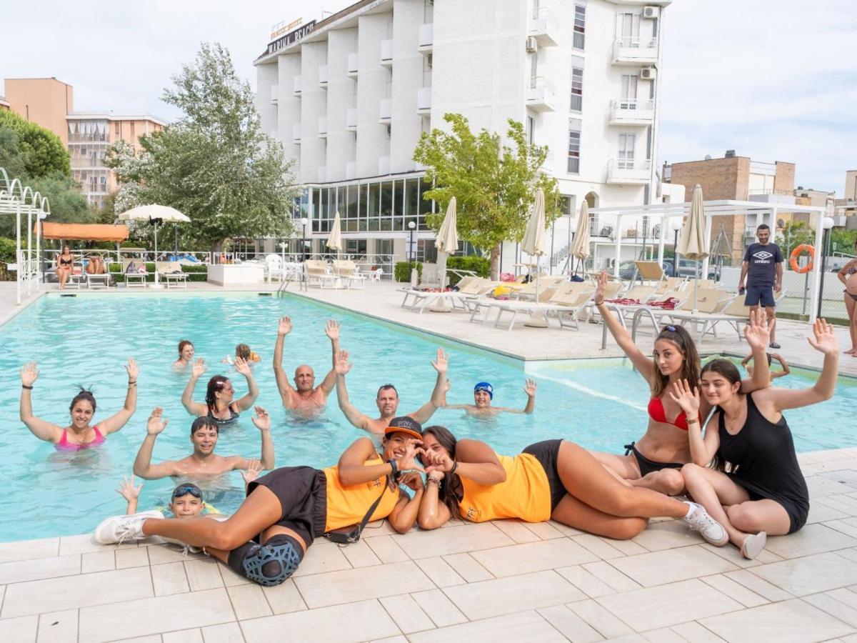 Hotel Marina Beach - Azzurro Club Ravenna Exteriör bild