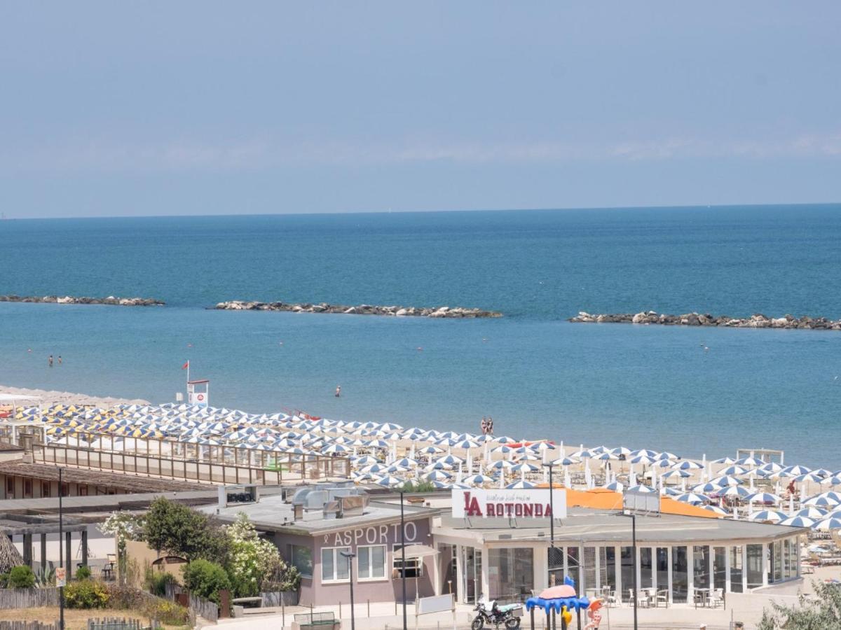 Hotel Marina Beach - Azzurro Club Ravenna Exteriör bild