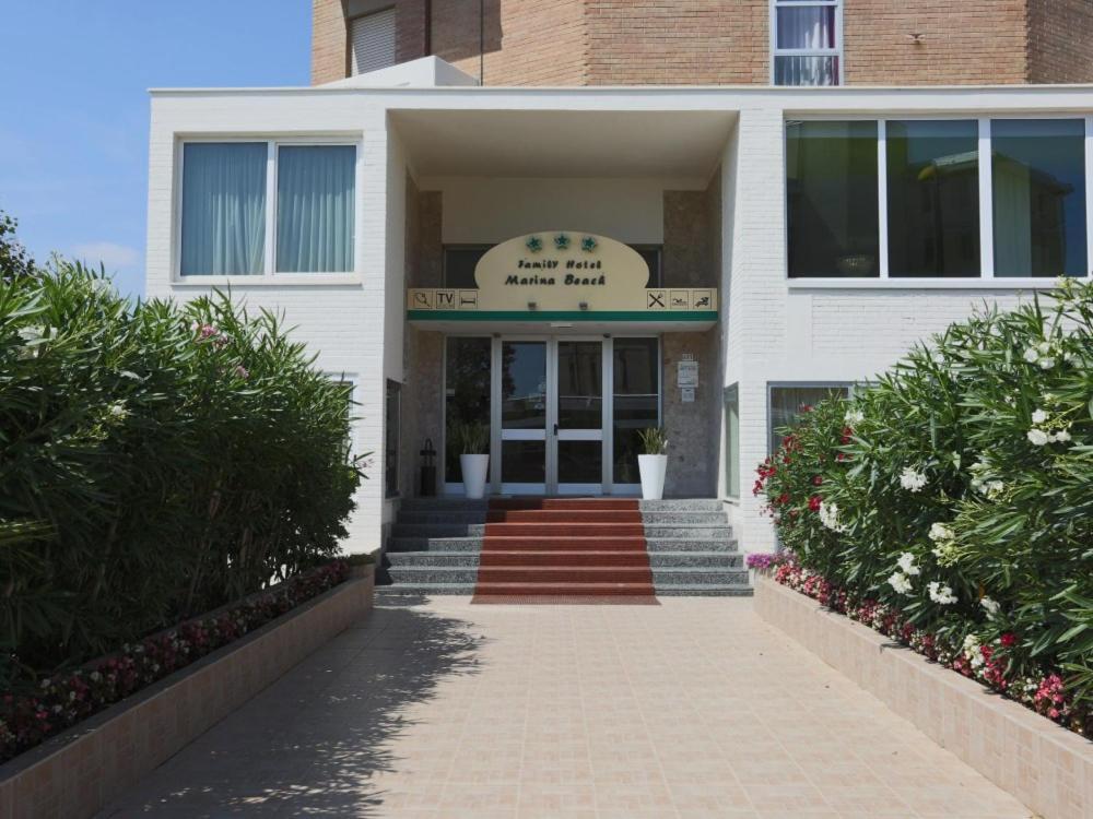 Hotel Marina Beach - Azzurro Club Ravenna Exteriör bild